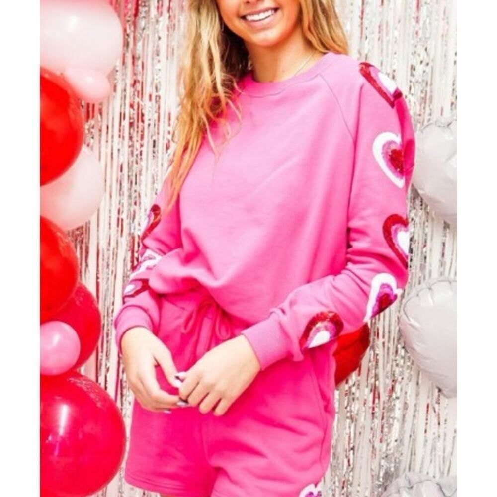 Queen of Sparkles Heart on Your Sleeve Sweatshirt and Shorts Set Women’s Sz. M
